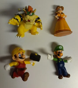 4 Nintendo Super Mario World 3” Action Figures: Bowser-Princess-Mario-Luigi - Picture 1 of 1