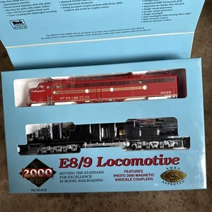 PROTO 2000 30805 HO Scale E8/9 SLSF #2022 "Middleground" Racehorse Scheme New - Picture 1 of 8