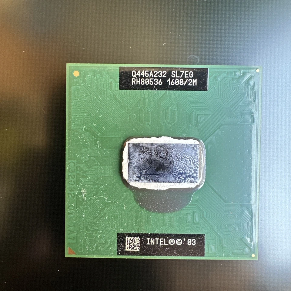 Intel Pentium M 725 1600mhz 400mhz Socket mPGA478C (SL7EG) - Image 1 of 1