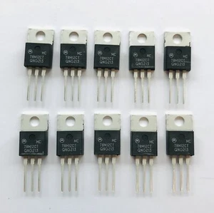 (PKG of 10) MC78M12CT Voltage Regulator, Motorola, Positive 12V, 0.5A, TO-220 - Picture 1 of 2