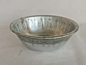 VINTAGE OLD IRON HAND FORGED PET FEEDING / UTILITY BOWL 01 - Picture 1 of 6