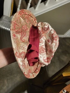 1960's Paisley Print Ladies Vintage Metallic Pink Bendy Brim Union Made Hat - Picture 1 of 7