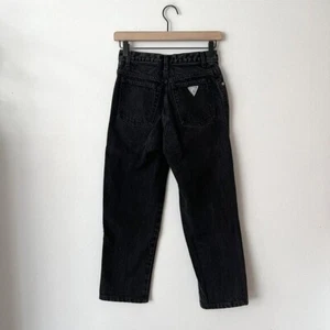 Pantalones de mezclilla vintage Guess desteñidos negros tiro alto cónicos hechos en EE. UU. para mujer talla 28 - Imagen 1 de 9