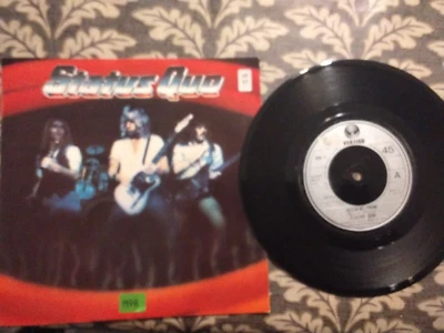 STATUS QUO 'ACCIDENT PRONE' 45 RPM VINYL SINGLE 1978 VG+ - Image 1 of 2