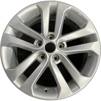 Llanta Nissan 17x7 Juke OEM stock de fábrica 2011-2016 Foto 1 de 4