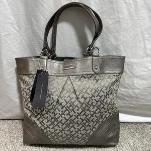 Tommy Hilfiger Women's Handbag Purse BLEEKER TOTE Silver New With Tags - Picture 1 of 6