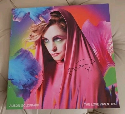 RARE SIGNED Alison Goldfrapp The Love Invention PURPLE LP Autographed ALBUM  Foto 1 de 4