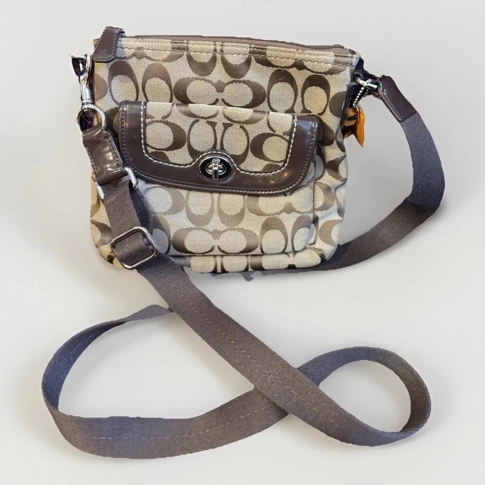Y2K COACH Crossbody Park Signature Swingpack  Bag – Vintage 2001 EUC - Image 1 of 4