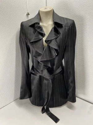 Blazer Anne Fontaine para mujer sedoso a rayas con volantes delanteros talla 4-6 negro, azul Foto 1 de 4