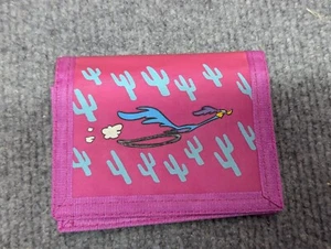 Vintage Road Runner Looney Tunes Pink Wallet 1989 Retro Cool - Picture 1 of 6