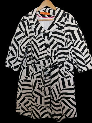 Cynthia Cynthia Steffe Blanco y Negro Rayas Gabardina Vestido Abrigo Talla Pequeña Foto 1 de 4