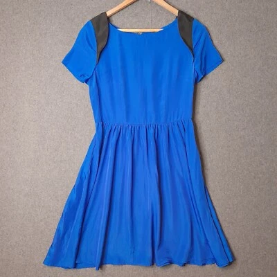 TOKITO Womens fit and flare dress Size 10 blue short sleeve lightweight pockets - image 1 of 4