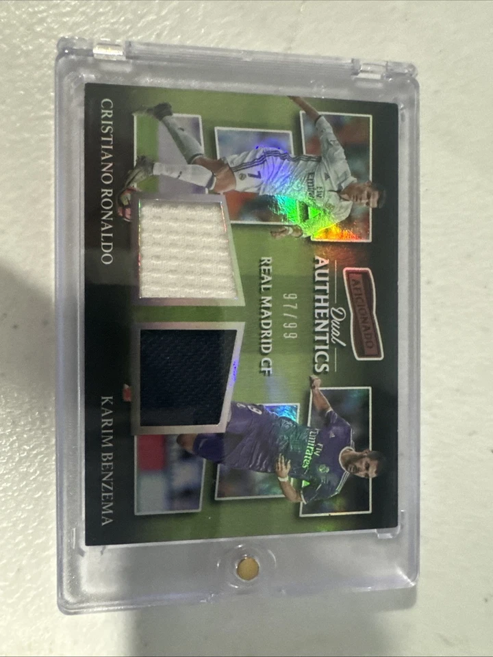 2016–17 PANINI AFICIONADO ДВОЙНАЯ АУТЕНТИЧНАЯ ФУТБОЛКА РОНАЛДО И БЕНЗЕМА RM 68/99 РЕДКАЯ - Изображение 1 из 2