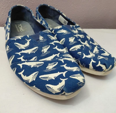 Женские мокасины Toms Alpargata без шнуровки на плоской подошве с китовым принтом 8,5 - Изображение 1 из 4