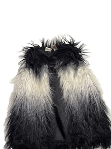 daytrip girls youth Small fur vest Buckle Bke - Picture 1 of 2