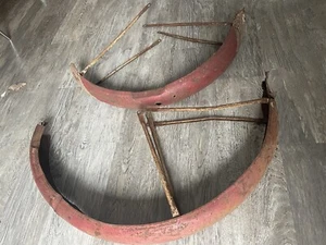 Vintage Schwinn Balloon Tire Fender 26 Red  40's 50's Rear Front Boys Dents - Picture 1 of 7