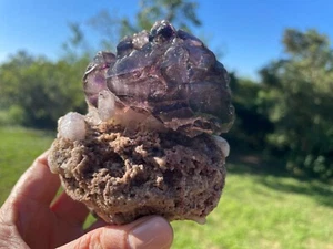 Cristales de amatista Shangaan (Chibuku) en matriz 0,57 kg 11,08 cm - Imagen 1 de 13