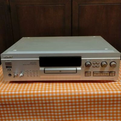 SONY Sony MDS-JA22ES MD Minidisk Recorder - Image 1 of 4