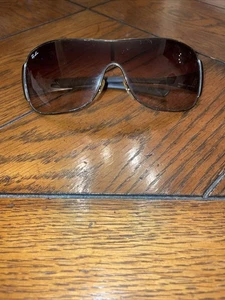Ray-Ban RB3321 002/8G Black Frame Gray Gradient Shield Lens Sunglasses w/ Case - Picture 1 of 3