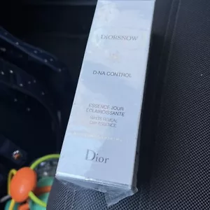 Christian Dior Diorsnow D-NA Control White Reveal Essence 1.7 oz SEALED - Picture 1 of 3