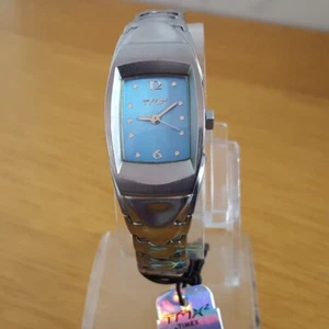 Ladies Retro Style TMX Timex Easy Adjust Links Blue Face Steel Bracelet Watch - Picture 1 of 9