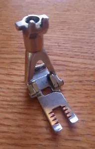 BERNINA BUTTONHOLE CORDING FOOT - ORIGINAL OLD STYLE PART - Picture 1 of 3