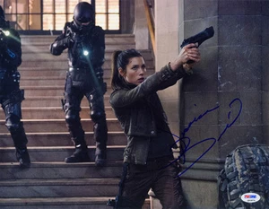 Jessica Biel SIGNED 11x14 Photo Melina Total Recall RARE PSA/DNA AUTOGRAPHED - Picture 1 of 1