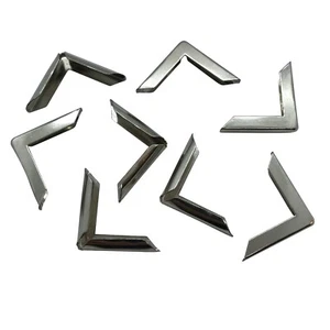 Buchecken - Metall - Farbe: Silber - 22 x 22 mm - Buchbeschlag - Schutzecken - Bild 1 von 7