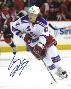 Autographed CARL HAGELIN New York Rangers 8x10 Photo - w/COA - Picture 1 of 1