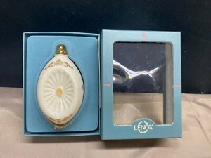 1992 Lenox Christmas Ornament, Boxed, Traditional Reflector in Box - Picture 1 of 8