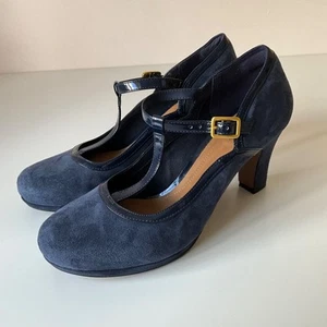 Clarks Artisan Ladies T Bar Heels Navy Blue Suede Leather UK 6 D Court Shoes - Picture 1 of 8