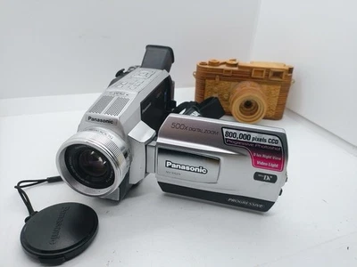 Panasonic NV-DS29B Camcorder 500x Zoom – Made in Japan – Mini Dv - Image 1 of 4