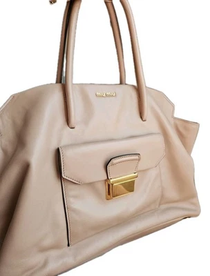 Bolsa satchel Miu Miu vintage grande dobra superior manual ferragem dourada estado imaculado - Imagem 1 de 4