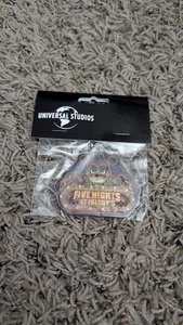 Universal Halloween Horror Nights HHN 2025 FNAF Five Nights At Freddy's Schlüsselanhänger - Bild 1 von 4