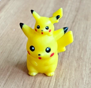 Pokemon Kids Finger Puppet Pikachu 1998 Figure Soft Vinyl Nintendo Bandai - Picture 1 of 3