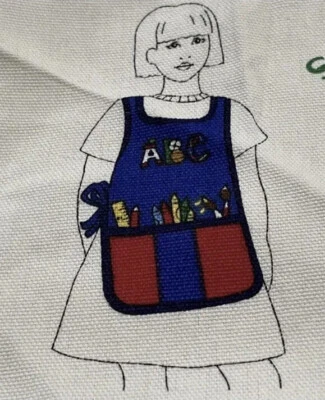 Panel bata infantil vintage 1997 de Fabric Traditions talla 4-6 (F3) Foto 1 de 4