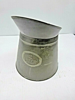 Antique Measure Pour Can 2 L. Hand Soldered, European - Image 1 of 4