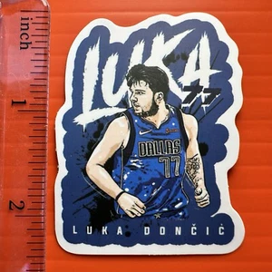 PEGATINA Luka Doncic Dallas Mavericks NBA Baloncesto Mavs - Imagen 1 de 1