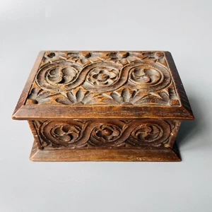 C. 1900 BEAUTIFUL Victorian Antique Oak Wood Hand Carved Trinket Box - Picture 1 of 12