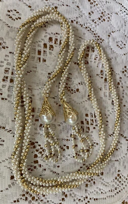 复古项链 - 绳子长度 - 白色和金色珠 - 人造珍珠 — 第 1/3 张图片