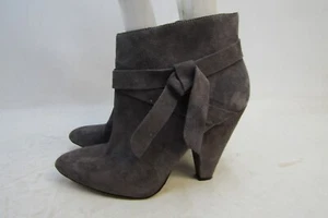 NINE WEST Womens Size 10.5 M Gray Suede Zip Ankle Fashion Boots Booties - Picture 1 of 11
