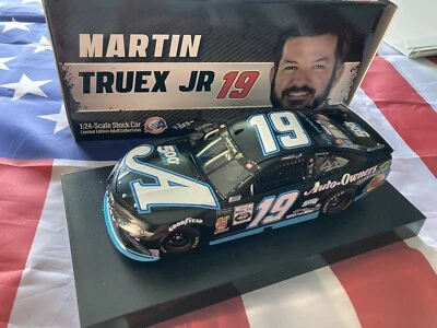 Martin Truex Jr 2019 propietarios de automóviles 500th Start NASCAR diecast 1:24 nuevo Foto 1 de 4
