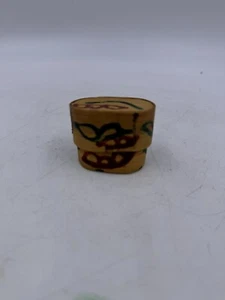 Scatola in legno con 10 persone preoccupate all'interno souvenir dal Guatemala - Foto 1 di 8