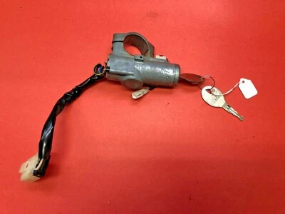 1995-1998 NISSAN MAXIMA IGNITION LOCK CYLINDER SWITCH ASSEMBLY 2 KEYS AUTOMATIC - Image 1 of 3