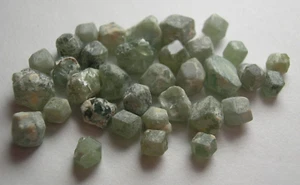 GARNET, DEMANTOID / ANDRADITE, RARE TERMINATED CRYSTALS, BALUCHISTAN, PAKISTAN - Picture 1 of 6
