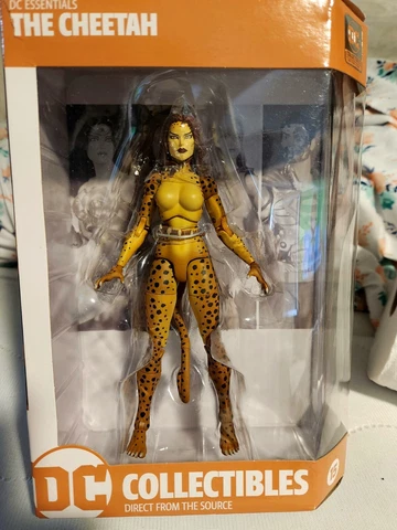 DC Collectibles DC Essentials Cheetah Figure Cover