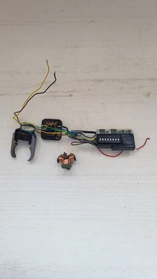 aus Märklin H0 3618 der Decoder 6080 plus Motor HO - Bild 1 von 3