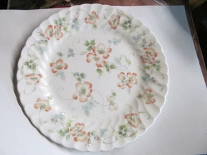 *Wedgwood Bone China COTTAGE ROSE salad plate - Picture 1 of 2