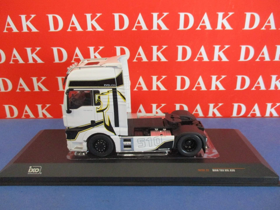 Die cast 1/43 Modellino Camion Truck MAN TGX XXL D38 Bianco 2020 by Ixo - Immagine 1 di 4