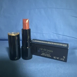 Cle de Peau Beaute Extra Rich Lippenstift R4 0,14 Oz. Neu in OVP - Bild 1 von 2